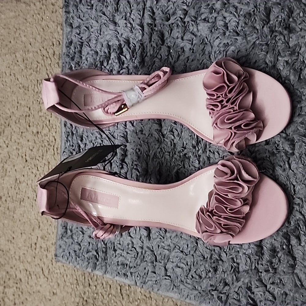 Blush color wrap around heels Size 8